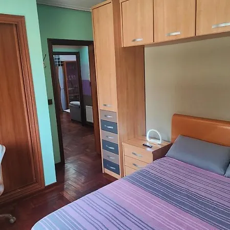 Alojate En Vigo! Piso Acogedor Y Funcional Con Garaje 公寓