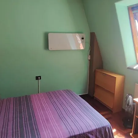 Piso Acogedor Y Funcional Con Garaje