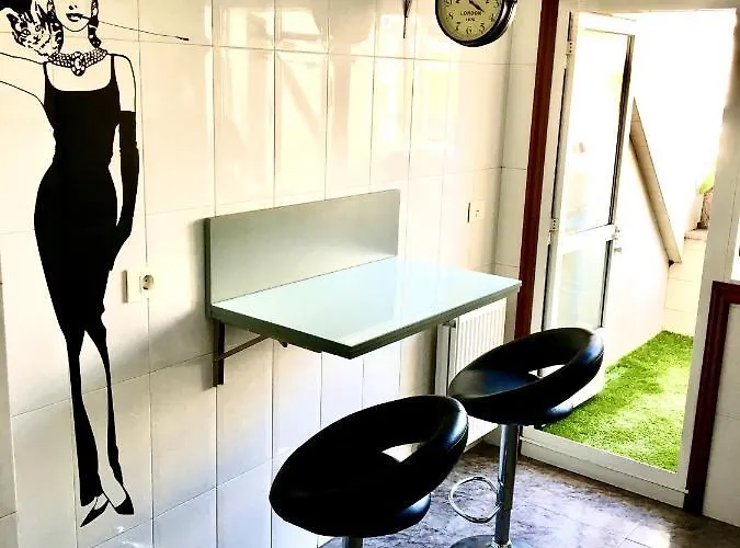 Alojate En Vigo! Piso Acogedor Y Funcional * ヴィーゴ